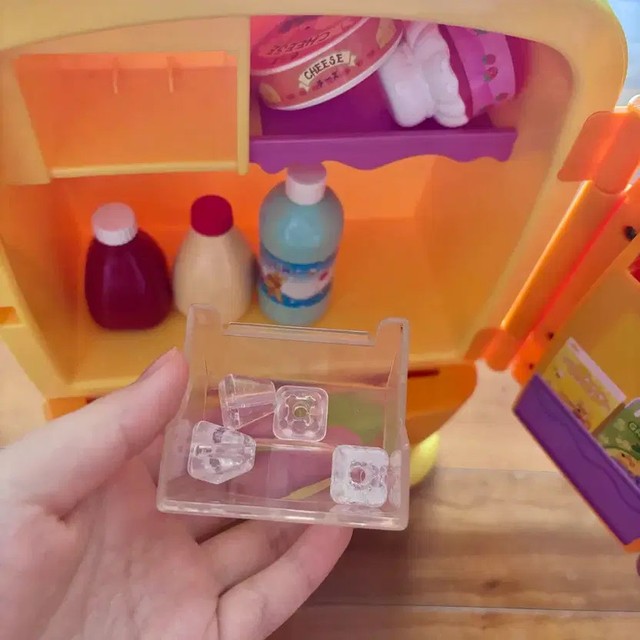 Disney Winnie the Pooh Takara Tomy Refrigerator Toy