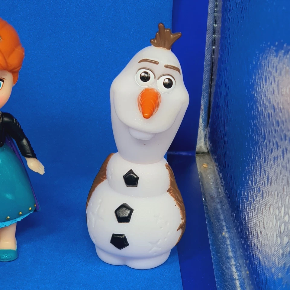 Elsa Sven Anna Kristoff Olaf Disney Frozen 2 Mini Figures Cake Toppers 8cm Foto 3 de 4