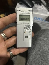 OLYMPUS WS-300M Digital Voice Recorder & MP3 Player Built-in USB connector
