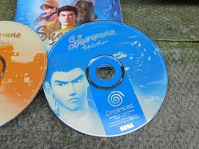 Shenmue Sega Dreamcast FULL SET BOXED Complete with Manuals