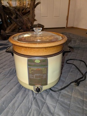 Vintage Sunbeam Crocker Cooker Fryer Model 9-13 Avocado Green And Beige Nice Con