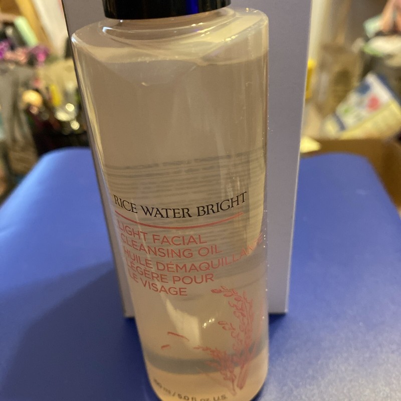 Avon The Face Shop  Rice Water Bright Light Facial Cleansing Oil 5 fl oz