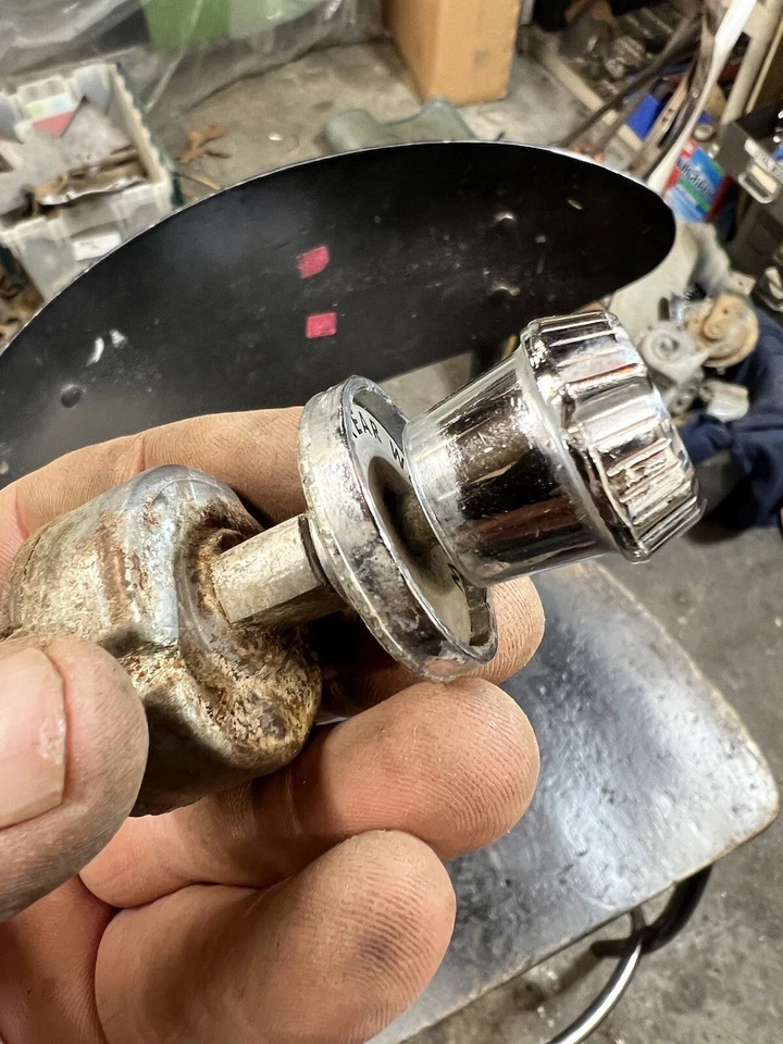 1963 1964 1965 1966 1967 Chrysler Dodge ventana trasera interruptor de desempañado de aire 2291095 Foto 3 de 4