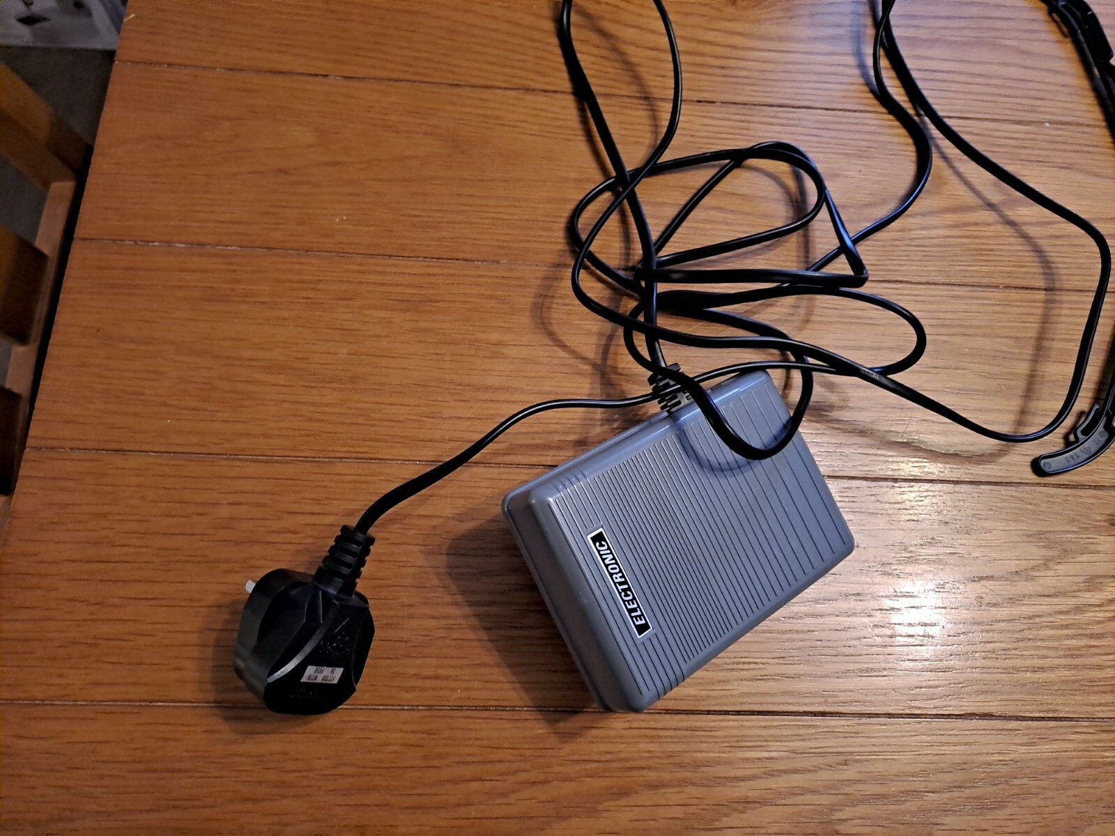 Brother LS14 Metal Chassis Sewing Machine White 787162940121 eBay