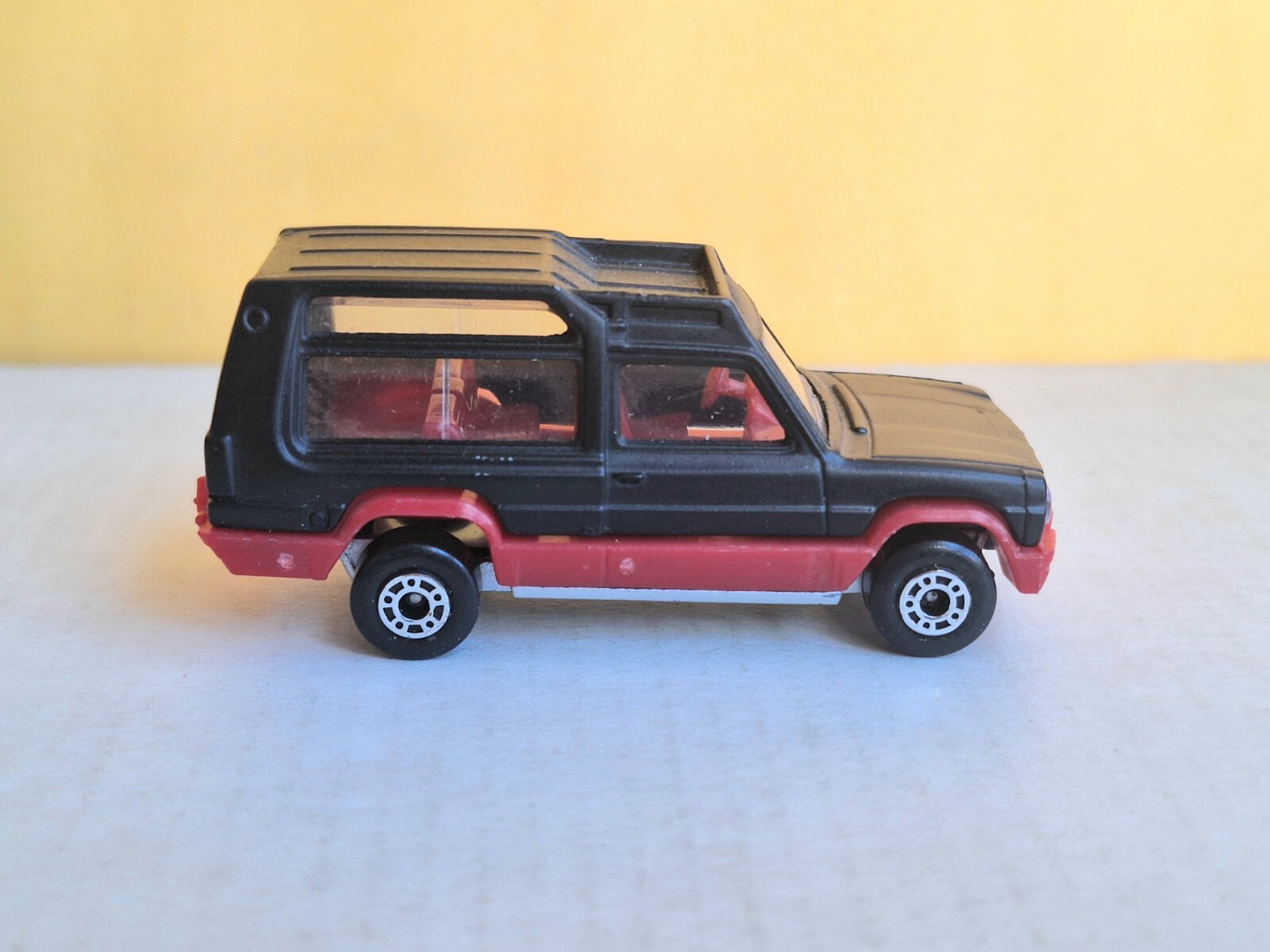 Picture 4 of 10