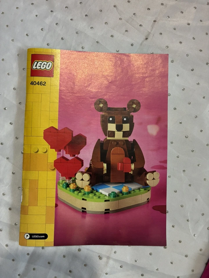 LEGO 40462 Valentine's Brown Bear, photo 2 of 5
