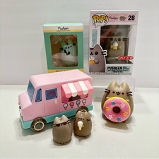 Pusheen Pink Ice Cream Truck with Figures  Boxed Collectible Figures