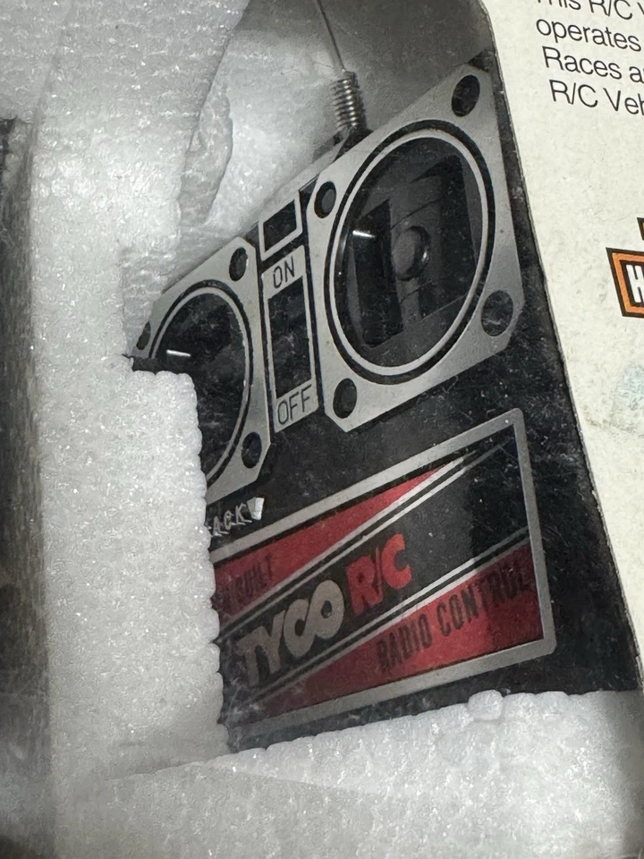 RARE TYCO HARLEY DAVIDSON RC TRUCK WITH MOTORCYCLE NEW SEALED IN BOX - Image 3 of 4