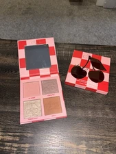 Ciate London Cherry Bomb Blush & Highlighter Palette - Light / Medium - NIB