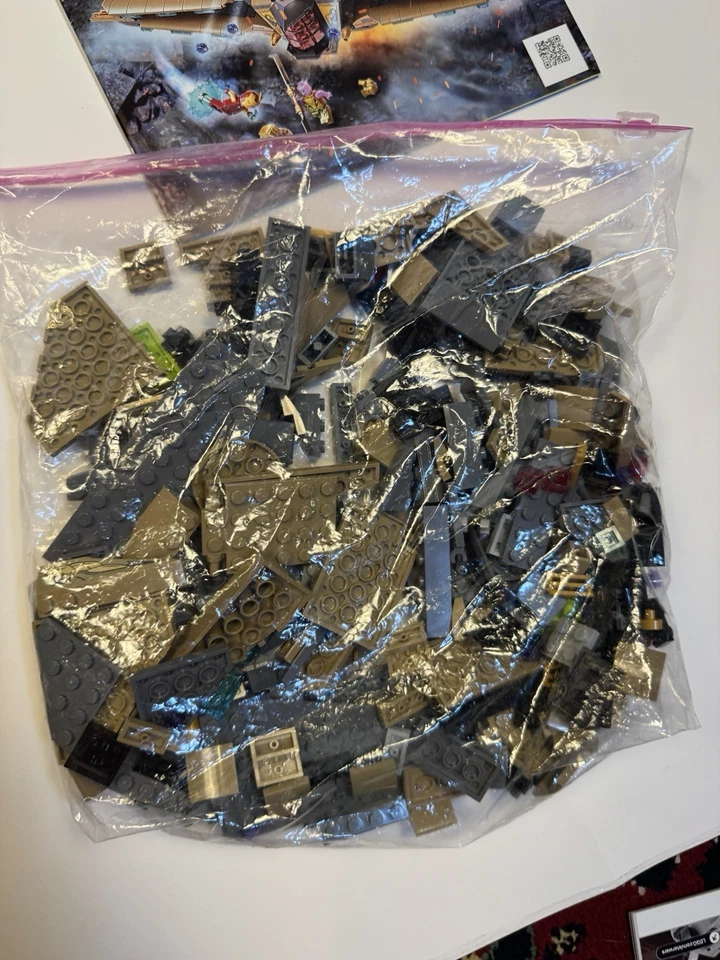 LEGO Super Heroes - Sanctuary II: Endgame Battle (76237) - 100% Parts - No Figs - Image 3 of 4