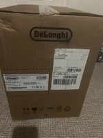 Coffee Maker. Brand New De'Longhi Magnifica S + 100 Starbucks Capsules - Bristol