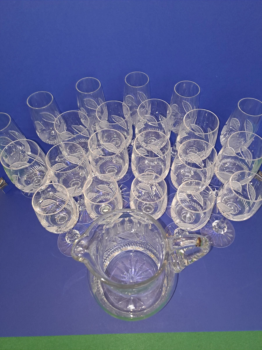 Set di 48 Bicchieri da Vino in Plastica Stile Vintage da 200ml