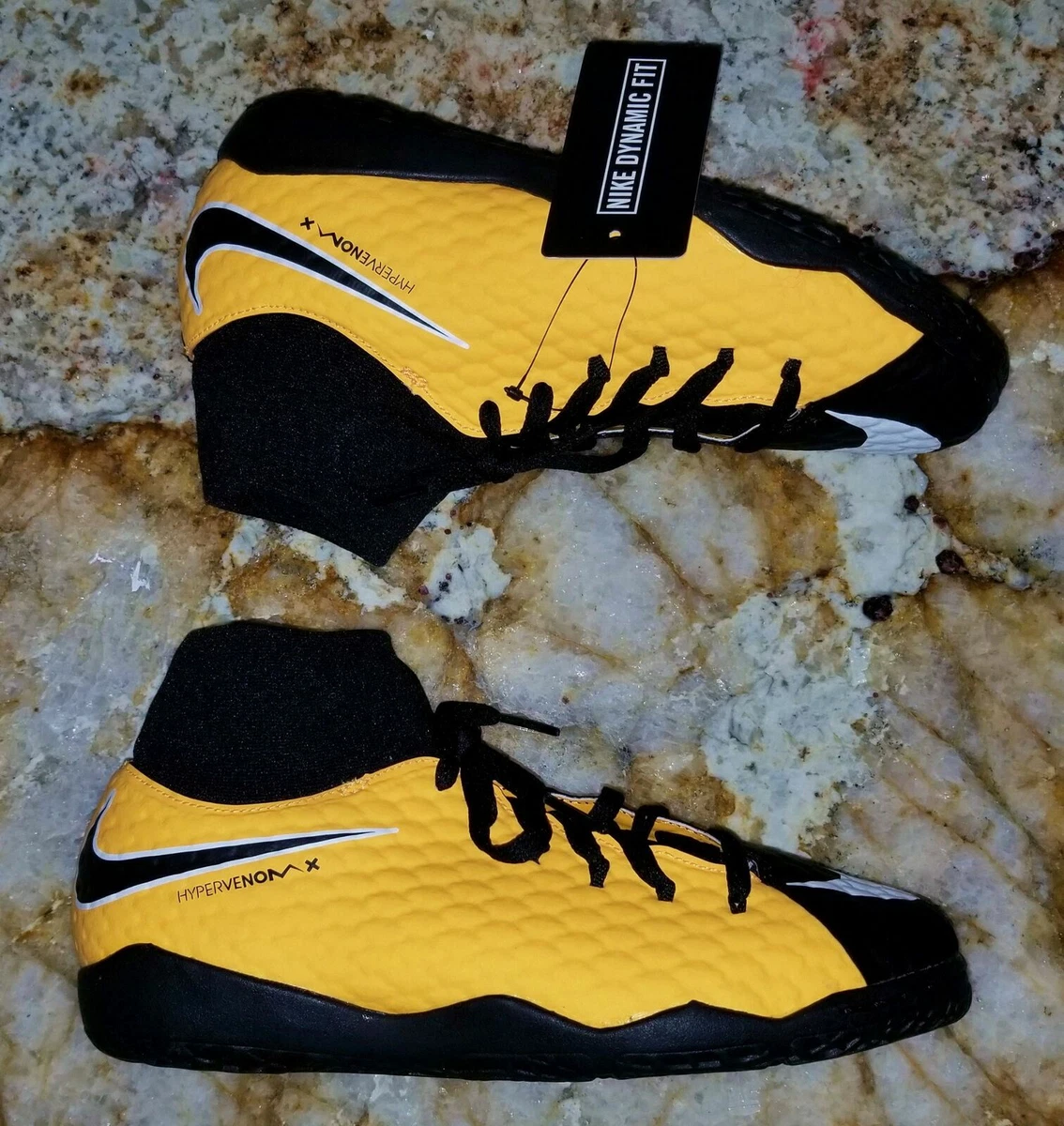 Nike hypervenom phelon top 3 dynamic fit