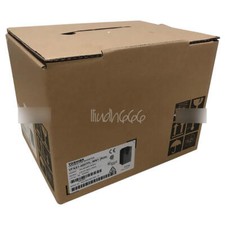1PIECE NEW TOSHIBA 400V INVERTER VFAS1-4007PL-WN1 0.75KW