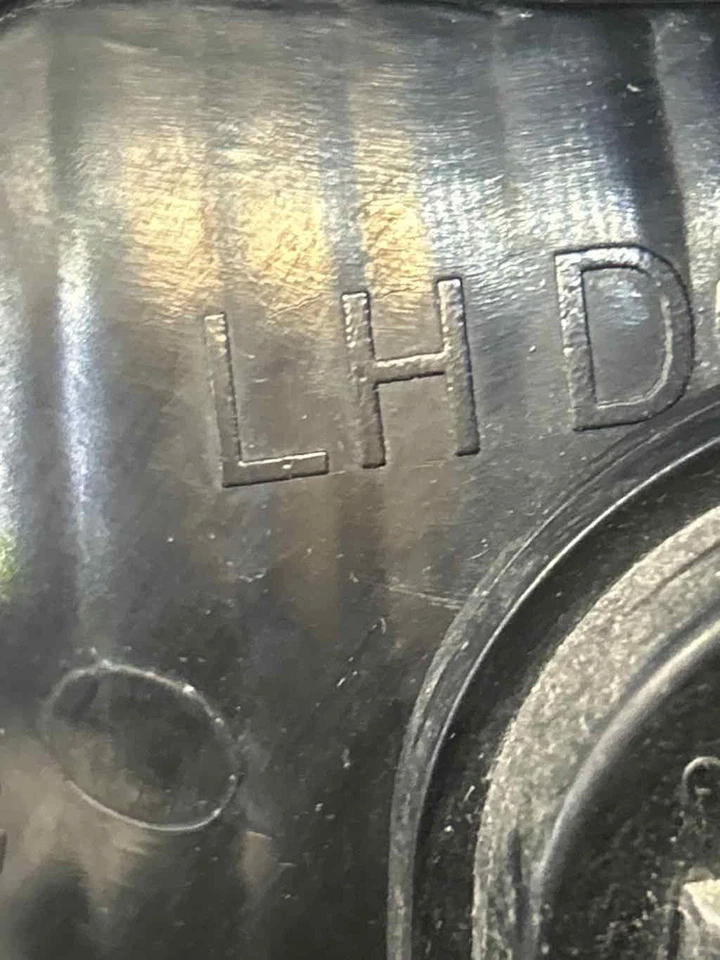 Fits 2007-2011 Dodge Nitro, Left Taillight Assembly, OEM:55157151AG - Изображение 3 из 4