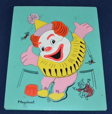 Vintage Playskool wooden clown puzzle 275-17 complete