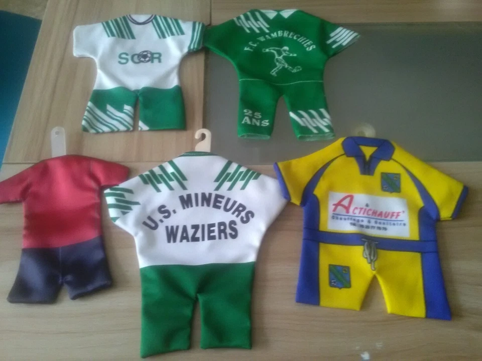 lot Mini maillots de foot dont le LOSC - Photo 2/2