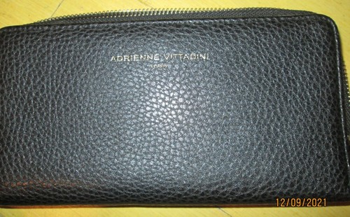 adrienne vittadini phone wallet