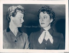 1956 Santa Monica Ruth Roman Janet Stewart Divorce 7X9 Historic Vintage Photo