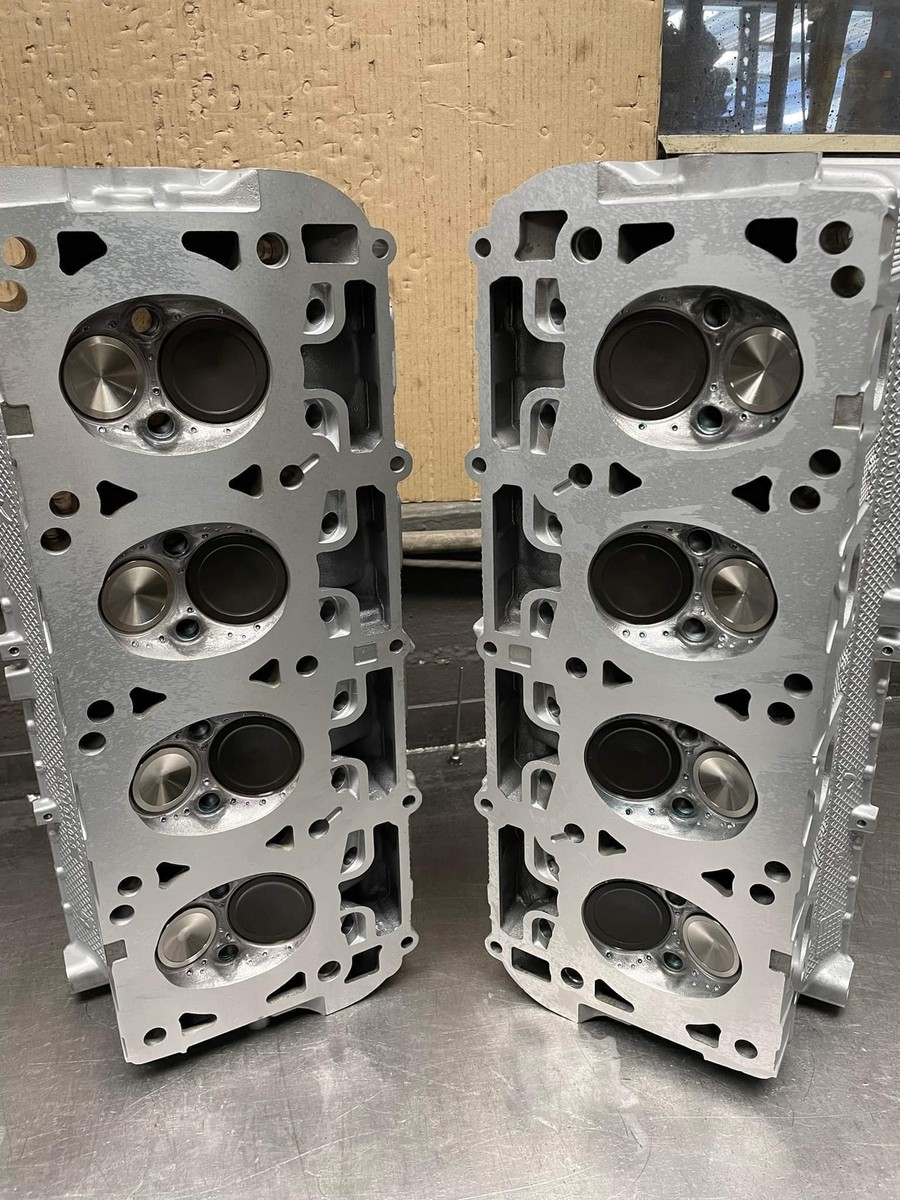 Pair 5.7 Dodge Hemi Ram Chrysler Jeep; Cylinder Heads (2009