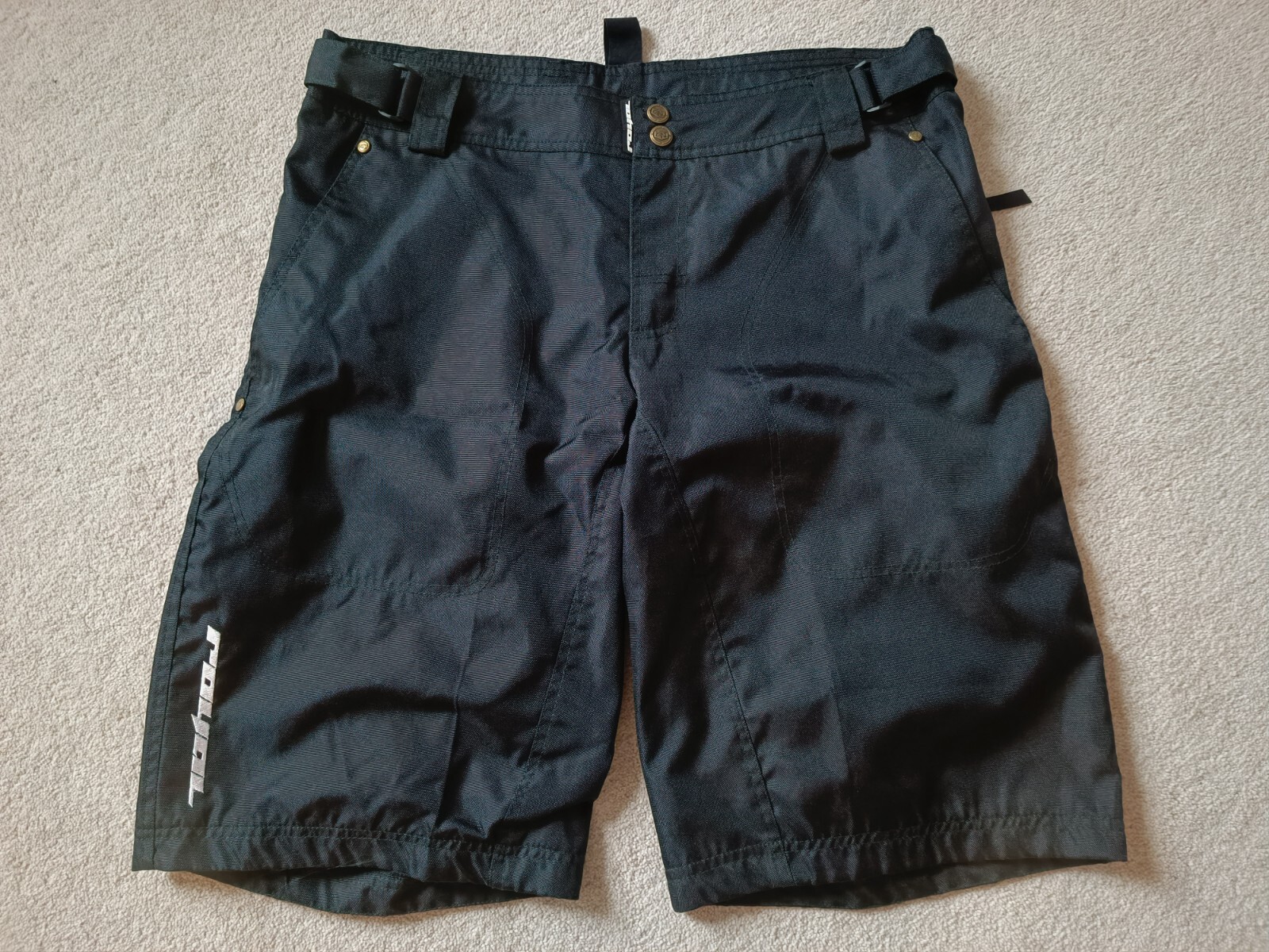 Picture 1 of 3