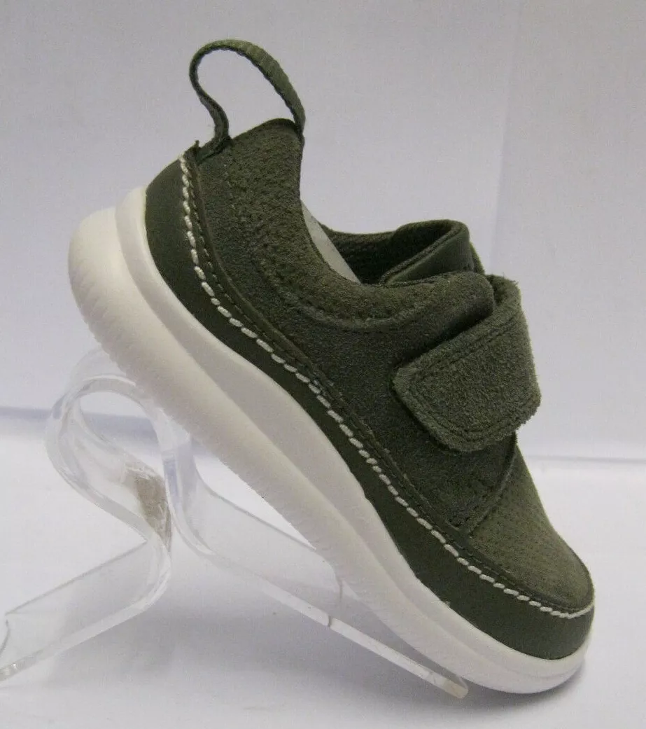 &#039;Boys Clarks Shoes&#039; Ember - 4F (Ex Display) SALE eBay