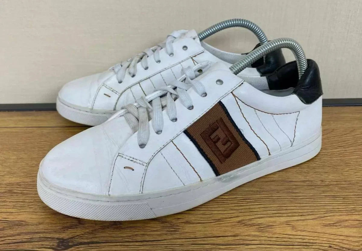 Shoes with deals e logo
