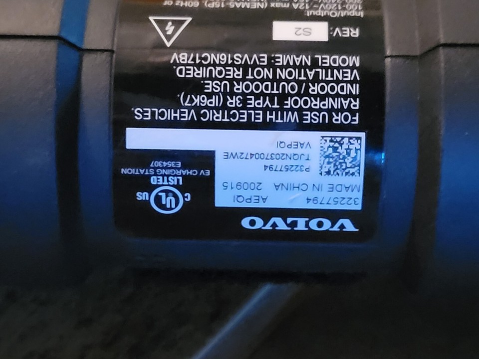 VOLVO EV Charger Polestar S60 S90 XC60 XC90 OEM Charg 32257794