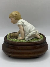 VTG Donald Zolan Girl/Turtle Bisque Musical Figurine Play Mates•Willitts Gallery