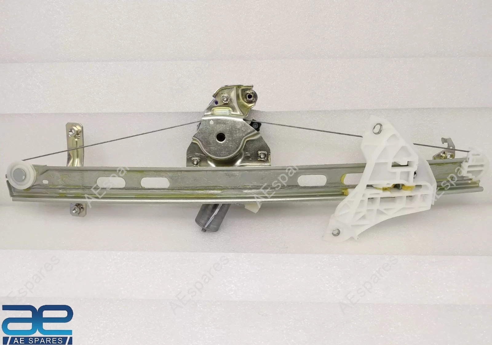 Front Door Window Regulator Assembly RH For Suzuki S-Cross 2015-2020 83401M64M11 view 2