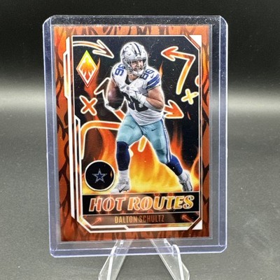 2022 Panini Phoenix #HR-30 Dalton Schultz Hot Routes Orange #/99