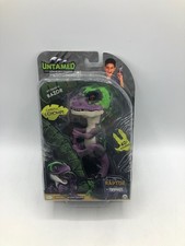 Fingerlings WowWee Fingerlings Untamed Raptor Razor Purple Interactive Toy