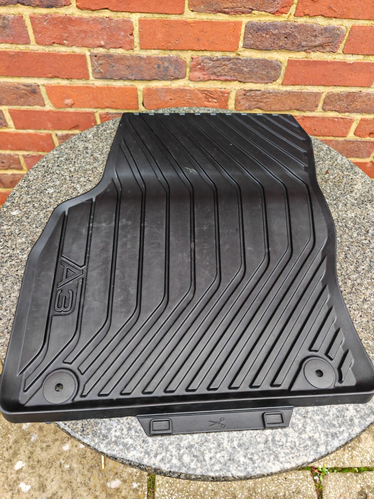 Audi A3 8V Front Rubber Floor Mats 8V2061501041 eBay