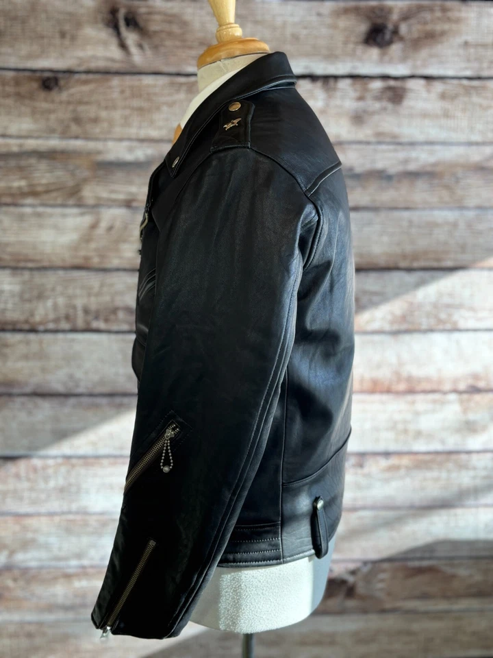 Chaqueta de cuero de barrio talla M Foto 3 de 4