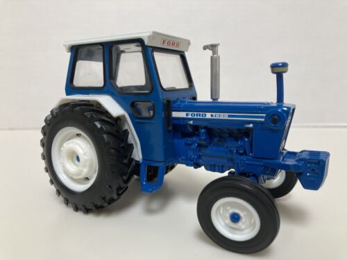 Ford 7600 Tractor Britains-Ertl Blue Farm Tractor Diecast Britains Ertl - Picture 7 of 17