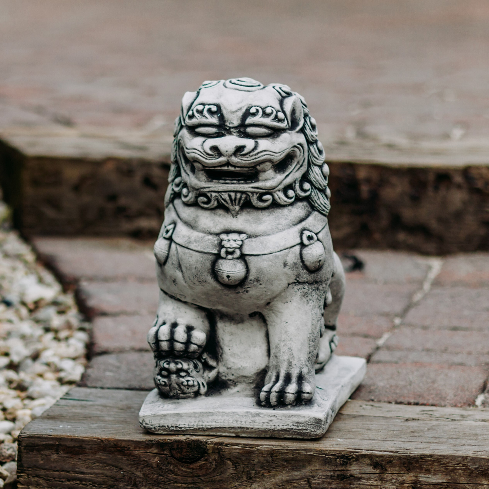 Guardian Lion Female Shishi Fu Dog Stone Figure 38cm 24kg Concrete Frost Proof