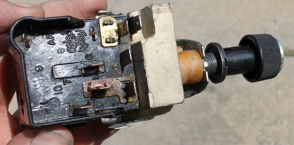 1978-1988 GM Chevrolet Headlight Switch ElCamino Monte Carlo - Image 3 of 4