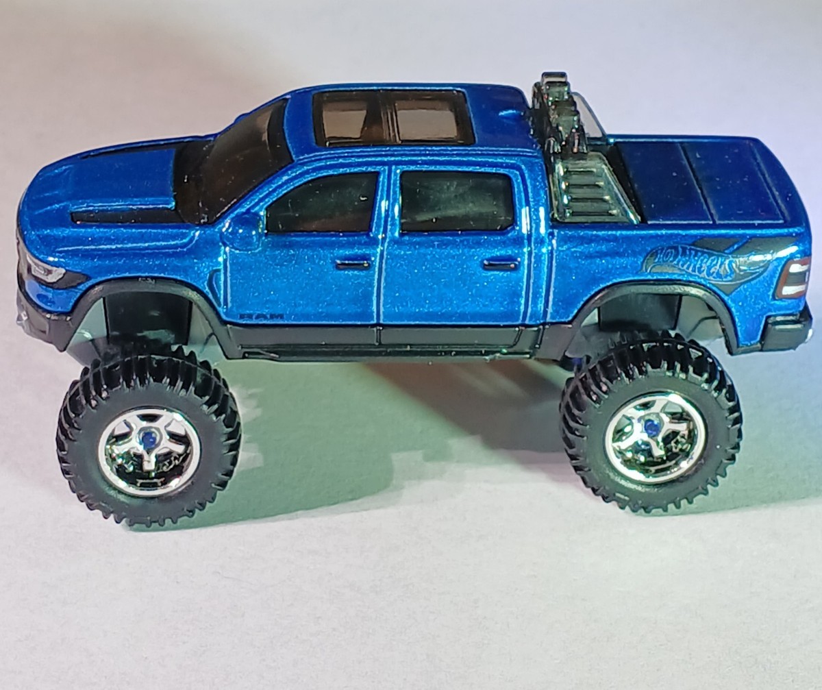 Lift Kit Custom Hot Wheels Trucks HOT WHEELS Custom'23 DODGE RAM