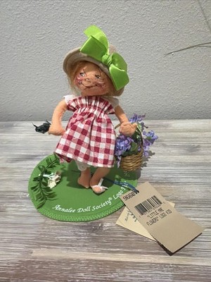 Annalee 7in Little Mae Flowers Logo 1996 Item #966096 - 1996