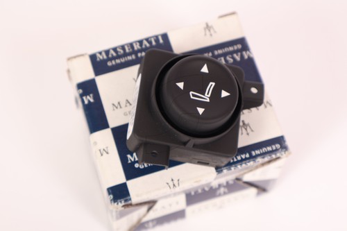 MS-203491 REAR SEAT MOV.CONTROL BUTTON  Maserati NEW Photo - $213
