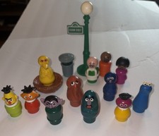Vintage Fisher Price Little People Sesame Street Character Lot 15 Pc