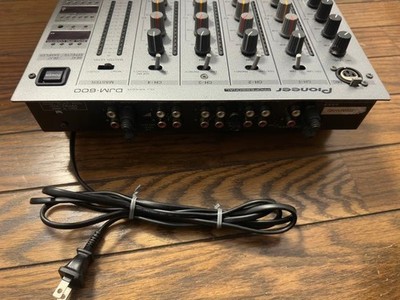 PioneerのDJM-600 ジャンク品 Pioneer DJM-600 Silver Professional DJ Mixer 4-Channel 4ch DJM600