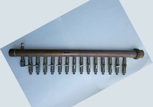 Watts Radiant Underfloor Heating Manifold 15 Ball Valves 36" Copper 2" Trunk