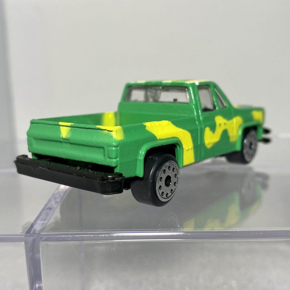 ミニカー Green light Pickup/ Truck Set Zee Toys #D99 GMC Off Road 1:64 Diecast Pickup Truck Green-Yellow