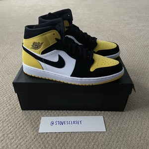 air jordan 1 mid yellow toe black