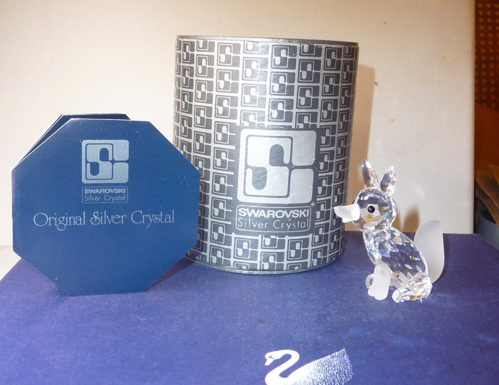 Swarovski Large Frosted Nose Fox Figurine 013837 with Box & Certificate