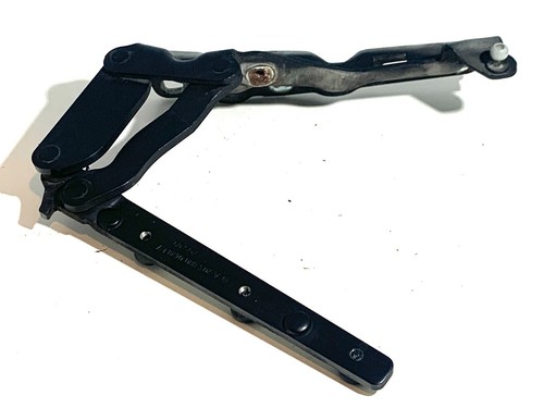 MERCEDES-BENZ CLK 270 W209 Original Motorhaubenscharnier rechts A2038800428LV