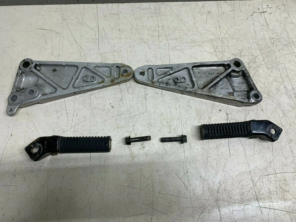 原始设备制造商乘客钉带支架适用于 1982 - 1986 年本田 CB450SC — 第 2/2 张图片