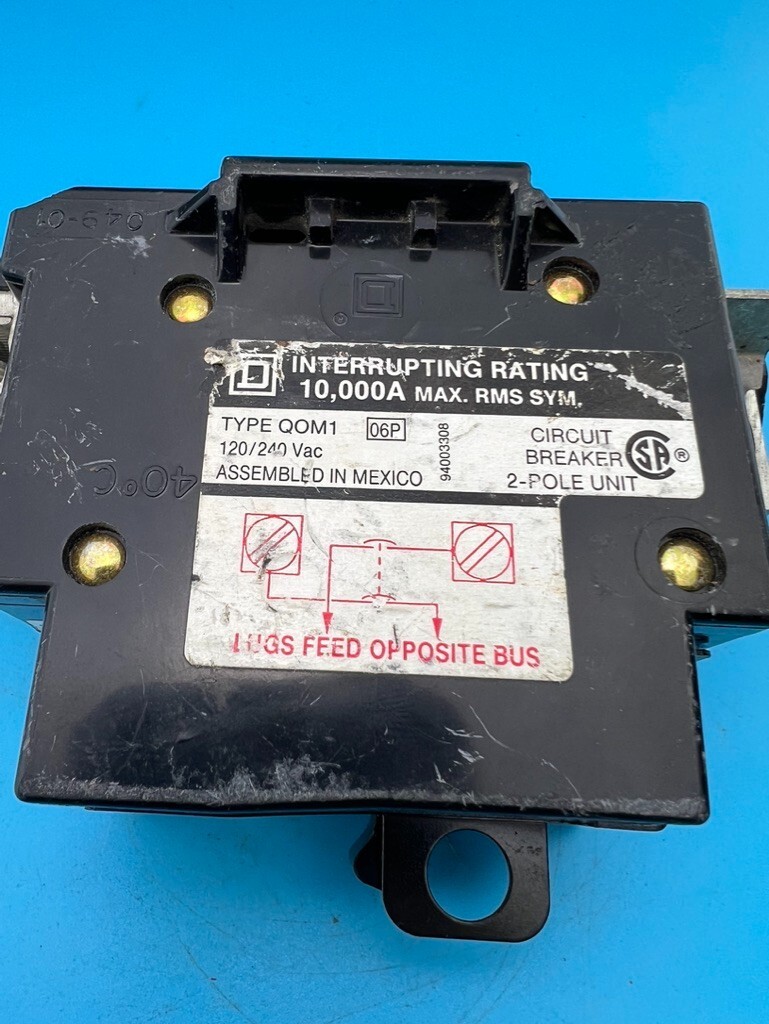 Square D 60 Amp 2 Pole Type QOM1 Circuit Breaker 240VAC Bolt On QOM60L