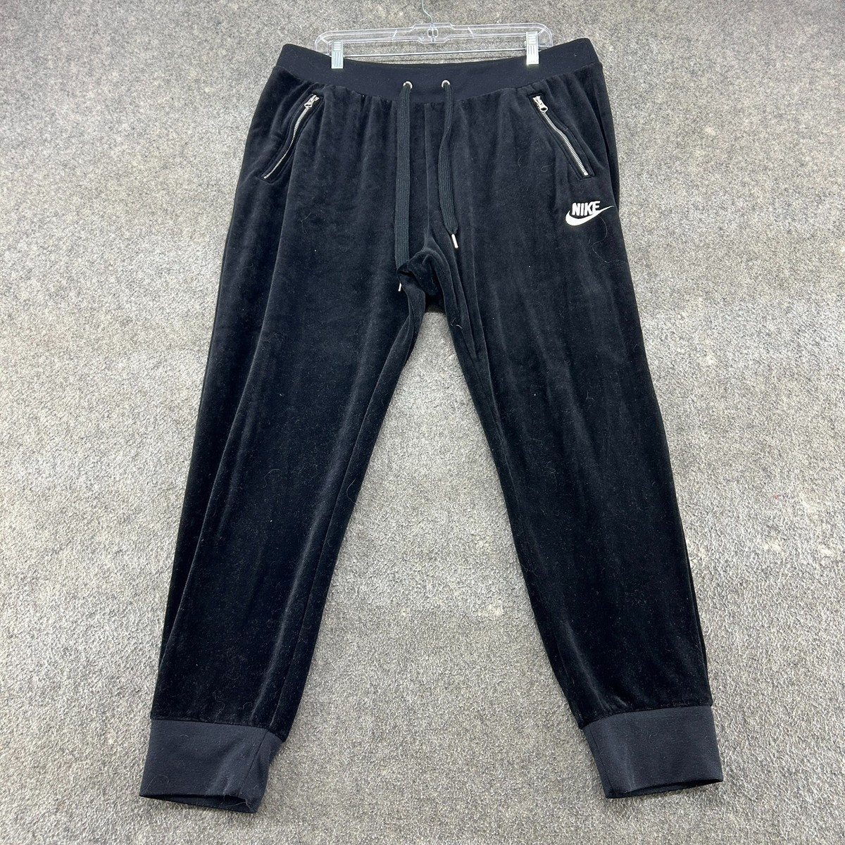 nike jogger velour